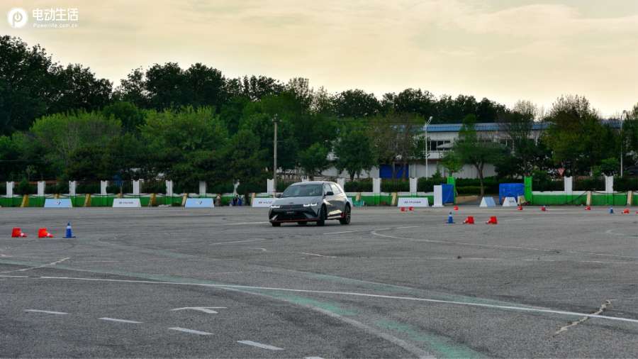 现代艾尼氪 5N试驾评测 电动时代的赛道顽童
