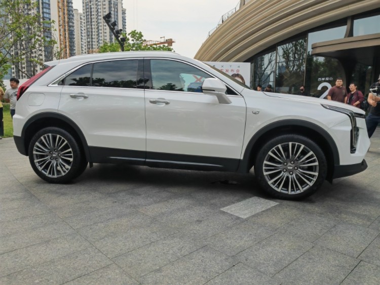 理性的选择 任性的权力 凯迪拉克XT4上市