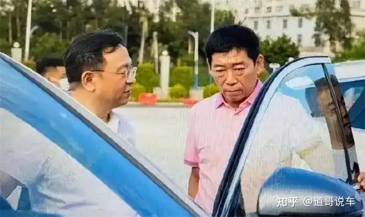 吹鬼灯，还是鬼吹灯？