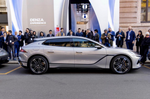 当戛纳红毯遇见中国智造！腾势 Z9GT 成全球镜头「C 位收割机」