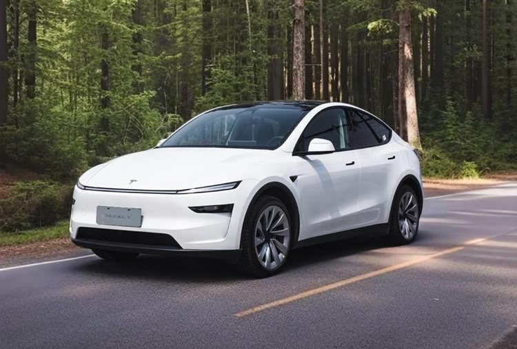 顶流SUV硬碰硬：极氪7X VS Model Y