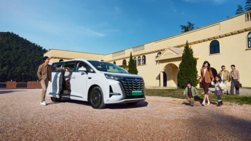 当戛纳红毯遇见中国智造！腾势 Z9GT 成全球镜头「C 位收割机」
