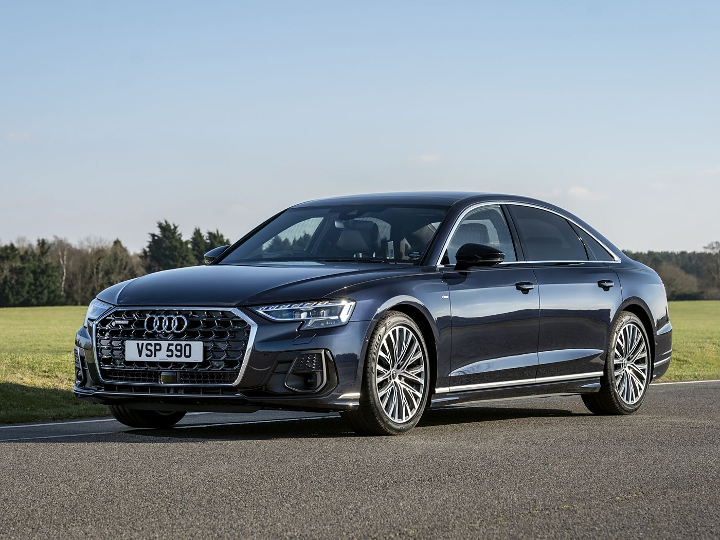 3.0T的奥迪A6L和2.0T的奥迪A8L，选哪个好呢？