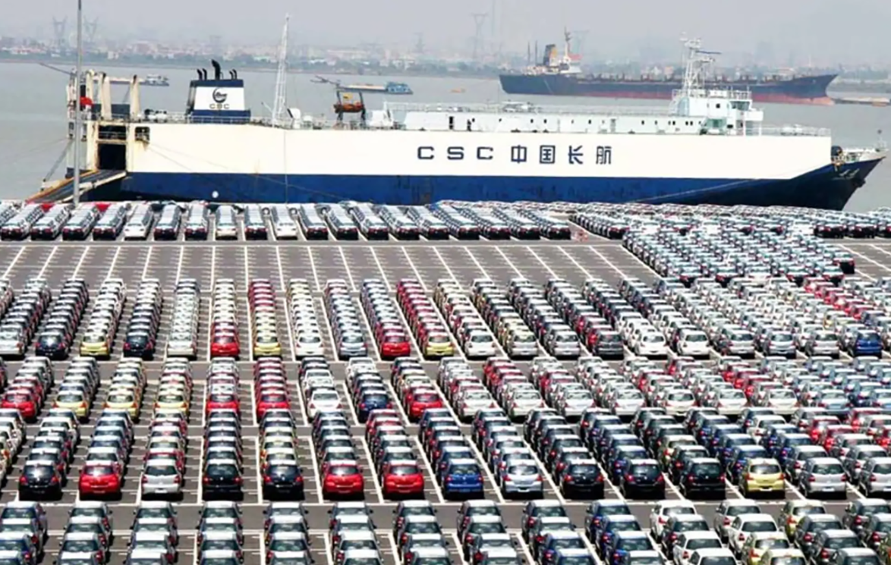“零公里二手车”座谈会参与企业有两家车企，参与企业为主动报名