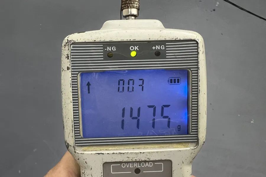 极氪MIX：极氪、领克就没一个底盘不能打的，哪怕是辆家用车！