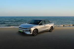 你以为银河 L6 EM-i 能打的只有6.98万的价格吗？实力同样强得可怕！