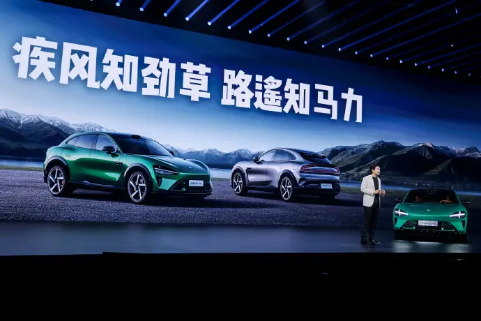 激烈争议之中，小米YU7能否超越SU7？