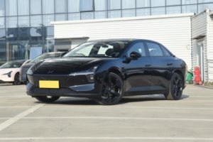 造型更炫、续航更强！小鹏MONA M03新款上市，这些亮点不容错过