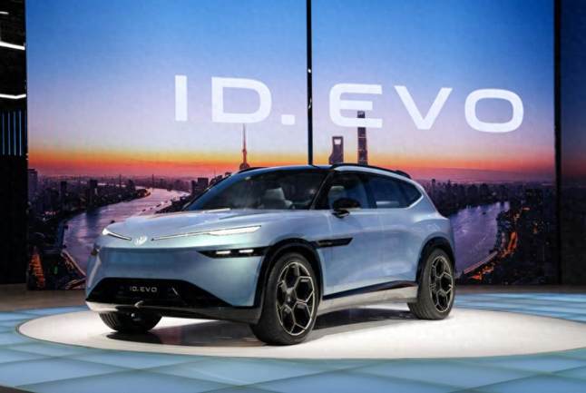 进化未来，智享出行！ID. EVO概念车开启大众电动新纪元