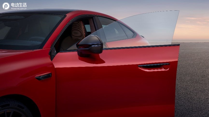 上汽奥迪 A5L Sportback：设计驾控双进阶 开启豪华轿跑新时代