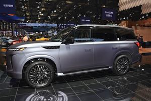 又一款大型SUV，配3.5T V6发动机+空悬，7/8座皆可选，119.8万起