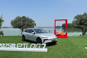 “年轻人的第一台车”，没它肯定没道理——试驾2025款东风奕派eπ007