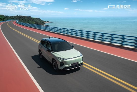 9万级超大电混SUV 一汽奔腾悦意07一口价9.98万起
