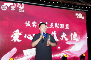 是什么让卡友的朋友圈纷纷刷屏？​