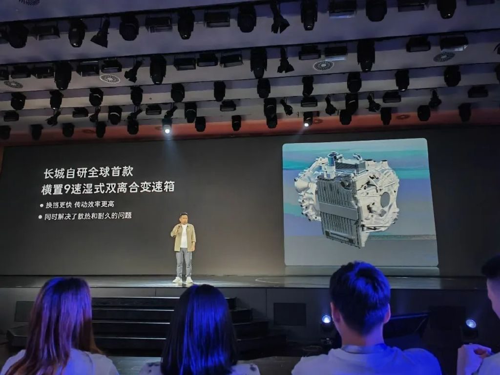 燃油情怀！哈弗猛龙如何用性价比征服泛越野爱好者？