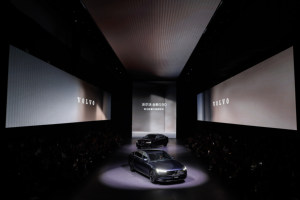 智雅新篇，沃尔沃全新 S90 荣耀登场，领航高知出行​