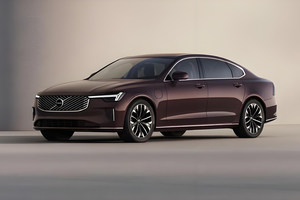 30万买宝马5系竞品？综合续航超1400km，新款沃尔沃S90建议选T8版