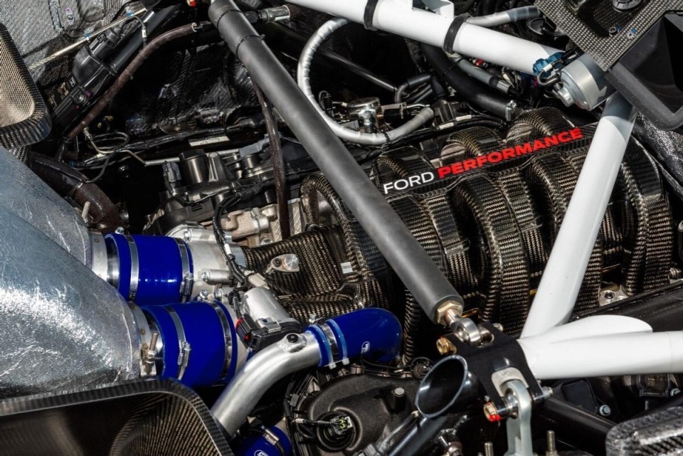 2025勒芒24小时耐力赛出征在即福特Mustang GT3赛车技术解析