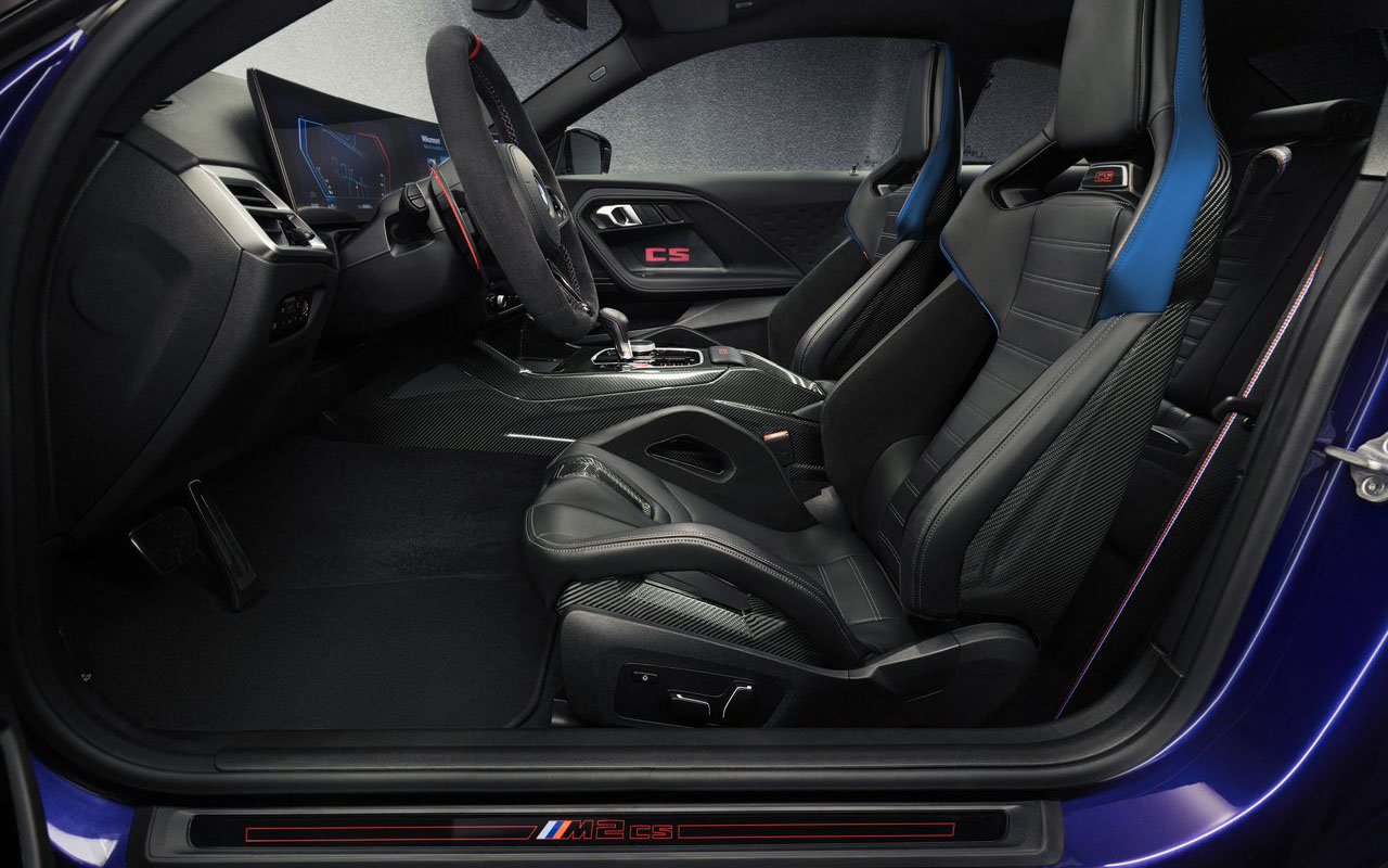 BMW M 部门推限量特别版M2 CS ！约合人民币93万元！