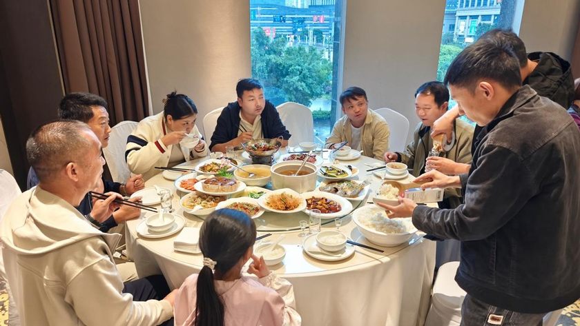 智享舱启 远程未来 | 吉利远程超级Van品鉴会