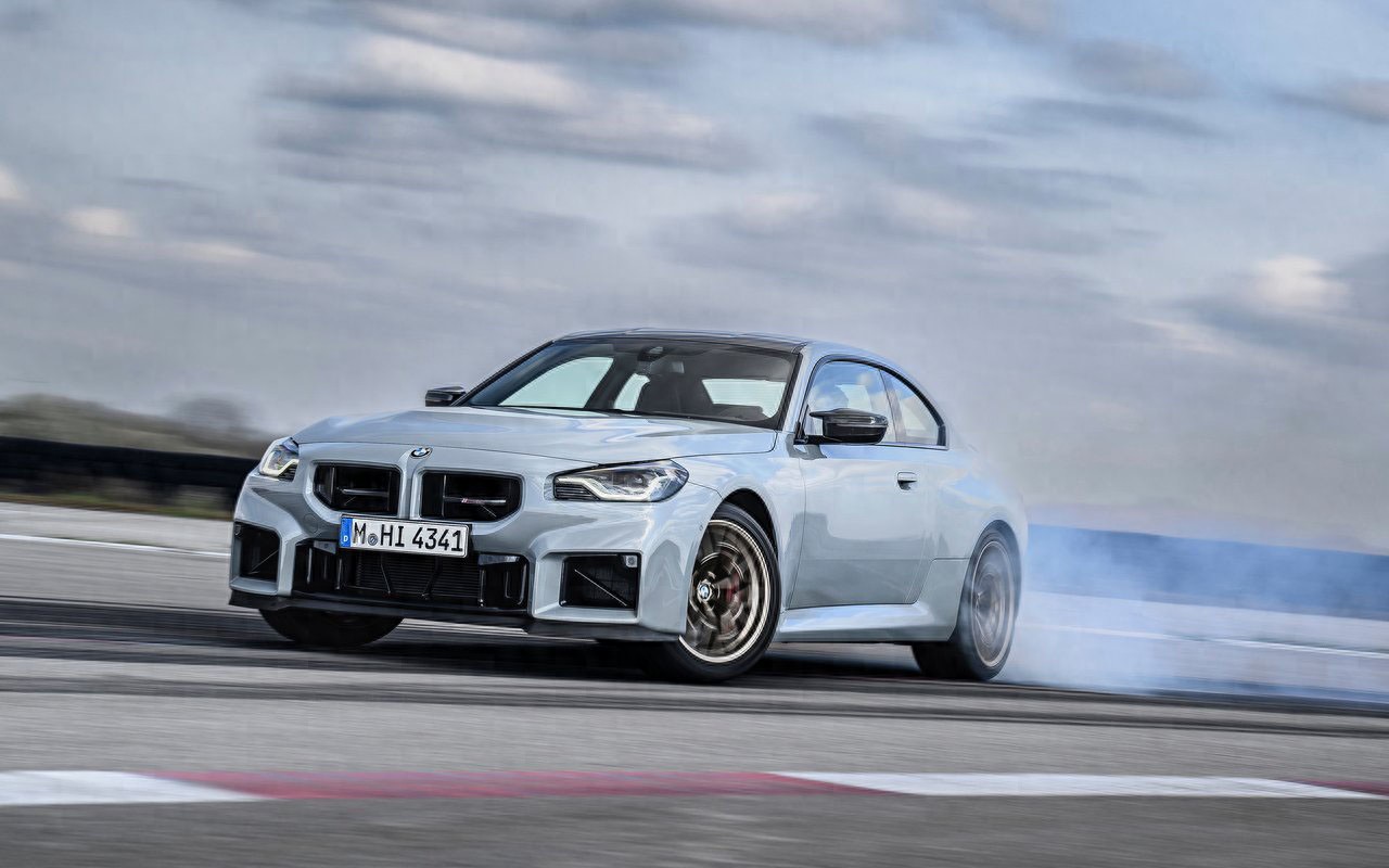 BMW M 部门推限量特别版M2 CS ！约合人民币93万元！