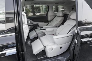 长超5.3米MPV，7座平权，配空气悬架+CDC+魔毯，月销超6000台