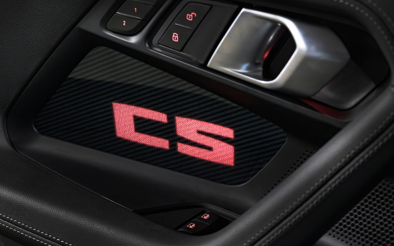 BMW M 部门推限量特别版M2 CS ！约合人民币93万元！