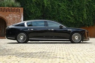 尊界S800配置分析：4座版与5座版有何差异？选哪款车型最合适？