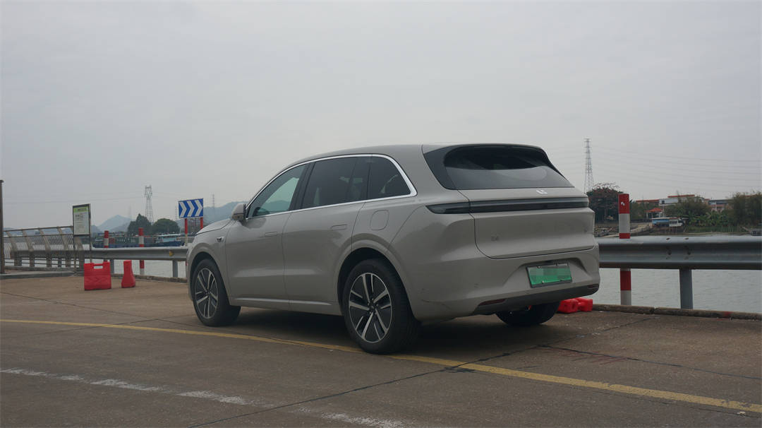 独立试驾理想L6：造一个看似平平无奇的爆款并不易