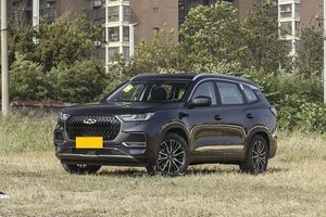 大空间7座SUV，家庭出行的全能之选，才9万多，解读奇瑞瑞虎8