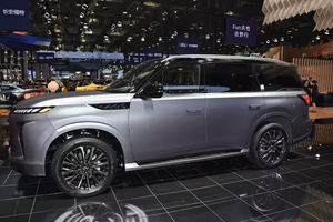 新英菲尼迪QX80上市，119.8万起也买不到大V8了
