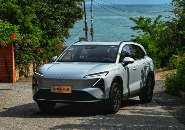10 万级纯电 SUV 空间大横评：谁才是真正的 “空间魔术师”？