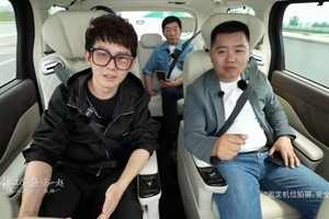直播“撒野”记：全新高山山路狂飙，三排乘客乐享“VIP”