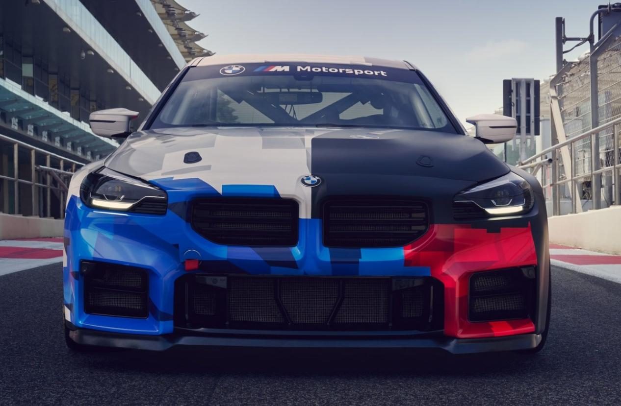 宝马M2 Racing，搭载2.0T B48引擎的M2你见过吗？比6缸版更贵