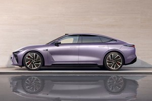 奇瑞造了一辆“帕梅”，长近5米+23喇叭，4.6秒破百，续航1645km
