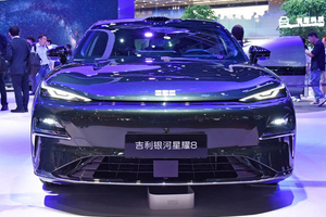 吉利银河星耀8即将上市，标配安全辅驾系统