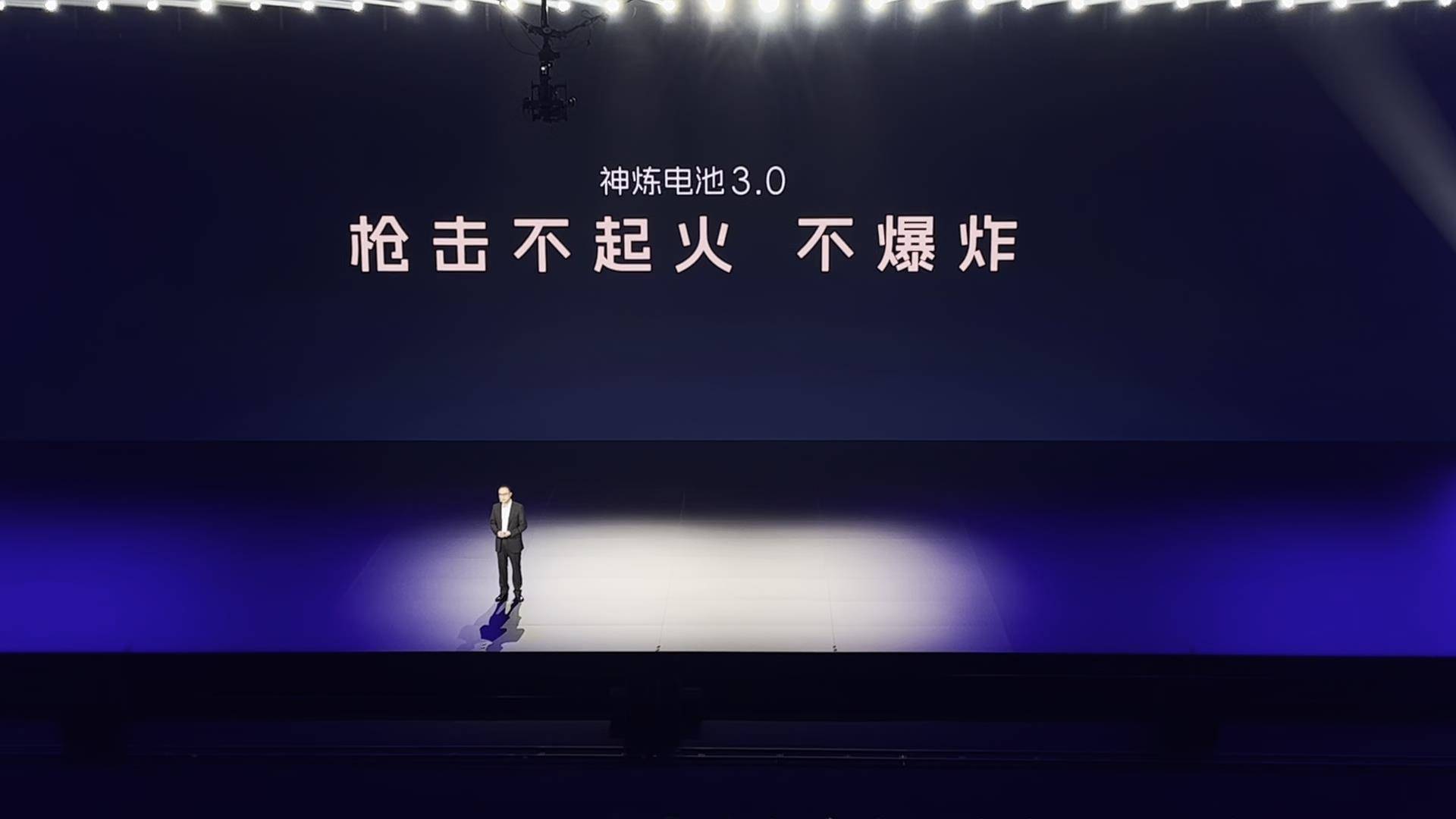 宝骏享境与日产N7： 谁是15万元内中大型纯电轿车中的最优选？