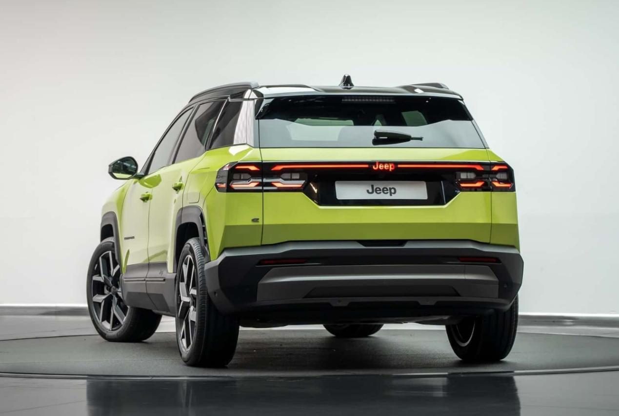 全新一代Jeep指南者，1.2T三缸轻混、插混、纯电三种版本