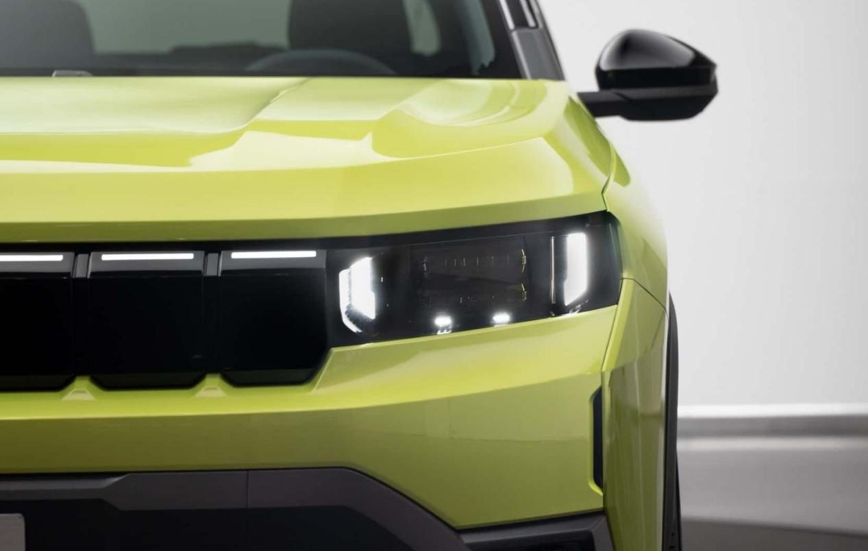 全新一代Jeep指南者，1.2T三缸轻混、插混、纯电三种版本