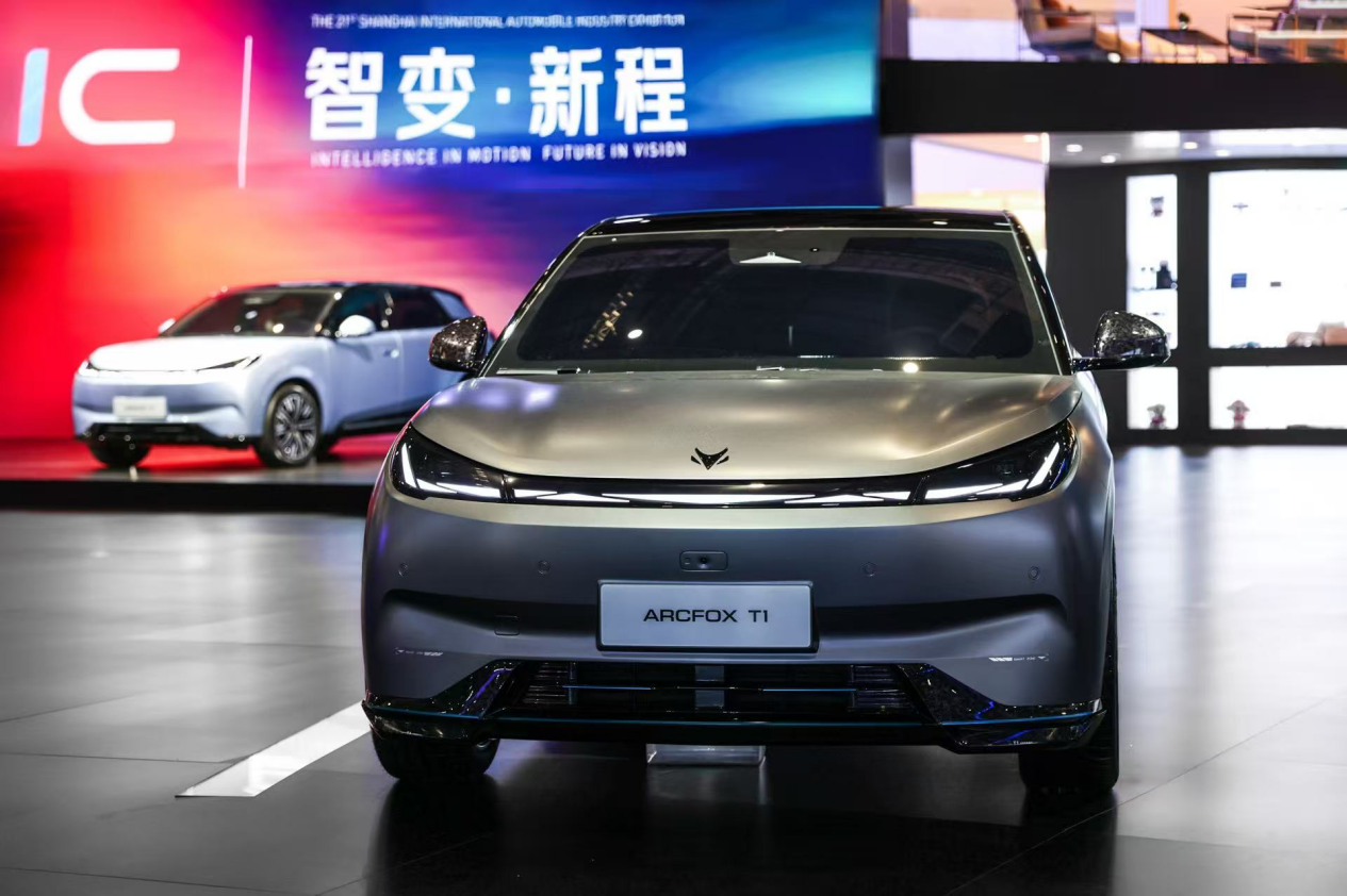 极狐T1用“越级价值”重塑A0级纯电市场格局