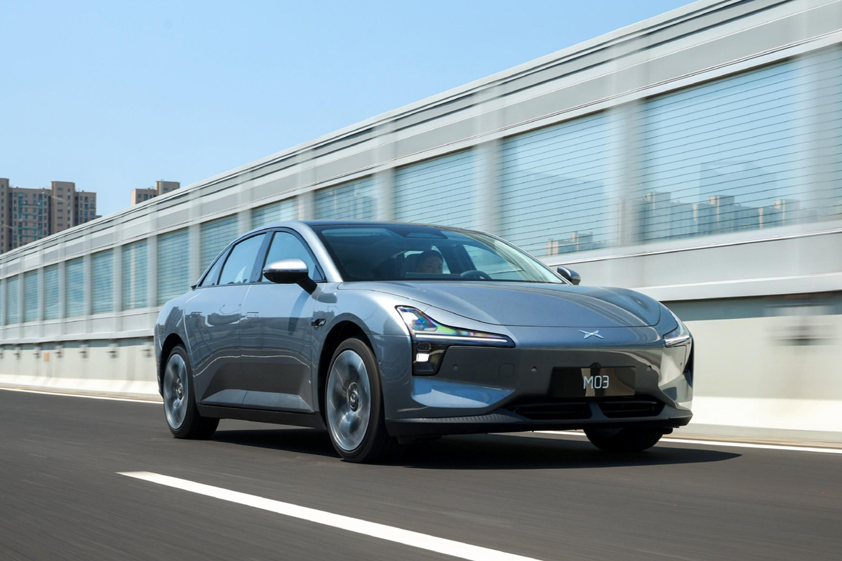 零跑B01、小鹏M03、特斯拉Model 3三选一，女性用户该如何避坑？