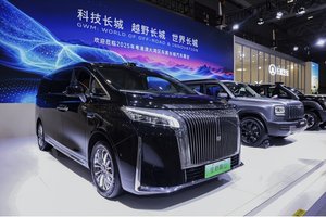 车展现场人气王！魏牌 “双山” 以长期主义定义出行标杆