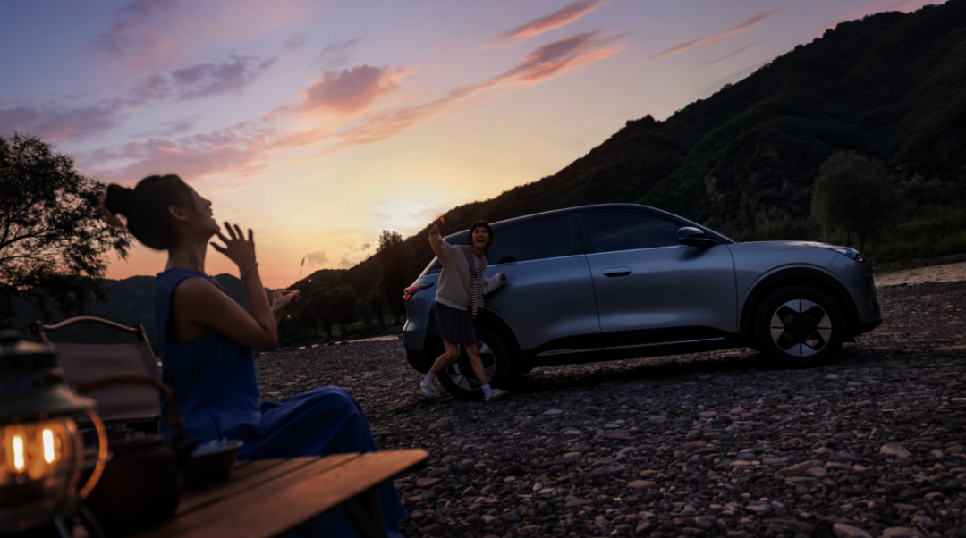七万小车逆袭Model Y，吉利星愿夺冠背后的“平权革命”