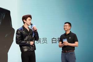 当红科技旗舰！问界M9 2025款大五座零重力座椅版开启交付