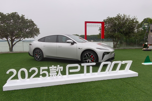 试驾2025款东风奕派eπ007 15万级智能电动颠覆者！