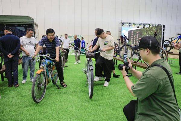 2025中原国际车展即将开幕，请收好这份「逛展攻略」