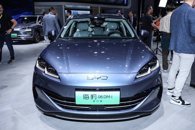 比亚迪推10万级旅行车，本月上市！