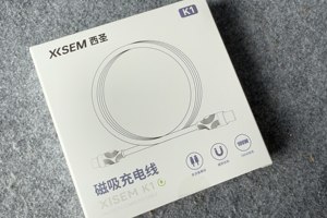 接口兼容性：“安卓iPhone通吃！西圣K1磁吸线兼容神器”
