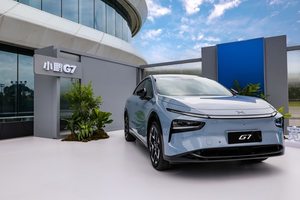 全球首款L3级算力AI汽车！小鹏G7正式亮相，预售价23.58万