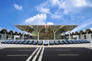 岚图汽车：连续两年闪耀夏季达沃斯，展现中国新能源实力